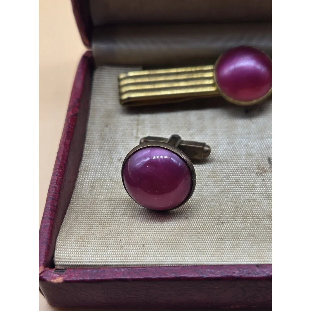 Vintage Country Club Gold Tone Pink Tie Pin & Cufflinks (GS-21)